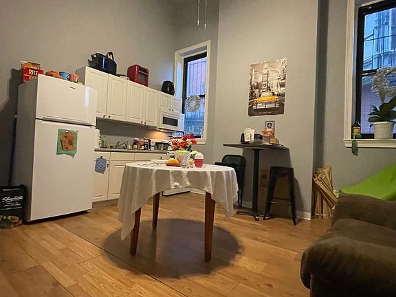 5th image of 1432 N Broad St Unit 1