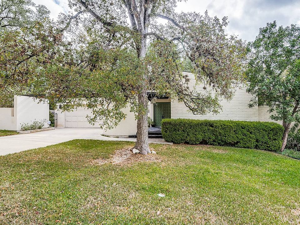 1st image of 3216 Swandale Dr