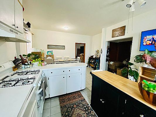 5th image of 60-19 Maspeth Ave #1
