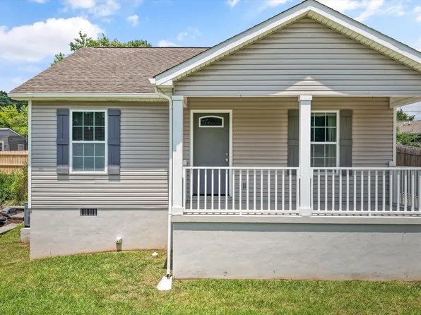 4516 Pleasant Ridge Rd, Knoxville, TN 37912