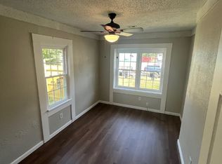 520 E Xyler St, Tulsa, OK 74106