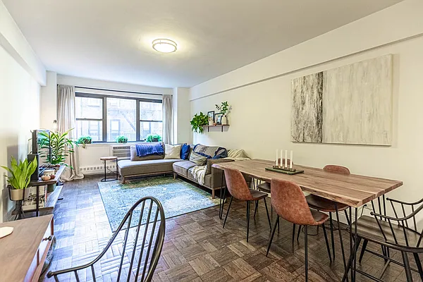 Rented by Bond New York | media 1