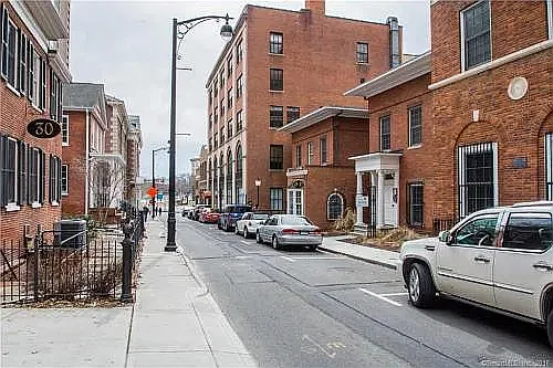1 bed, 900 sqft, $1,950 — Photo 4