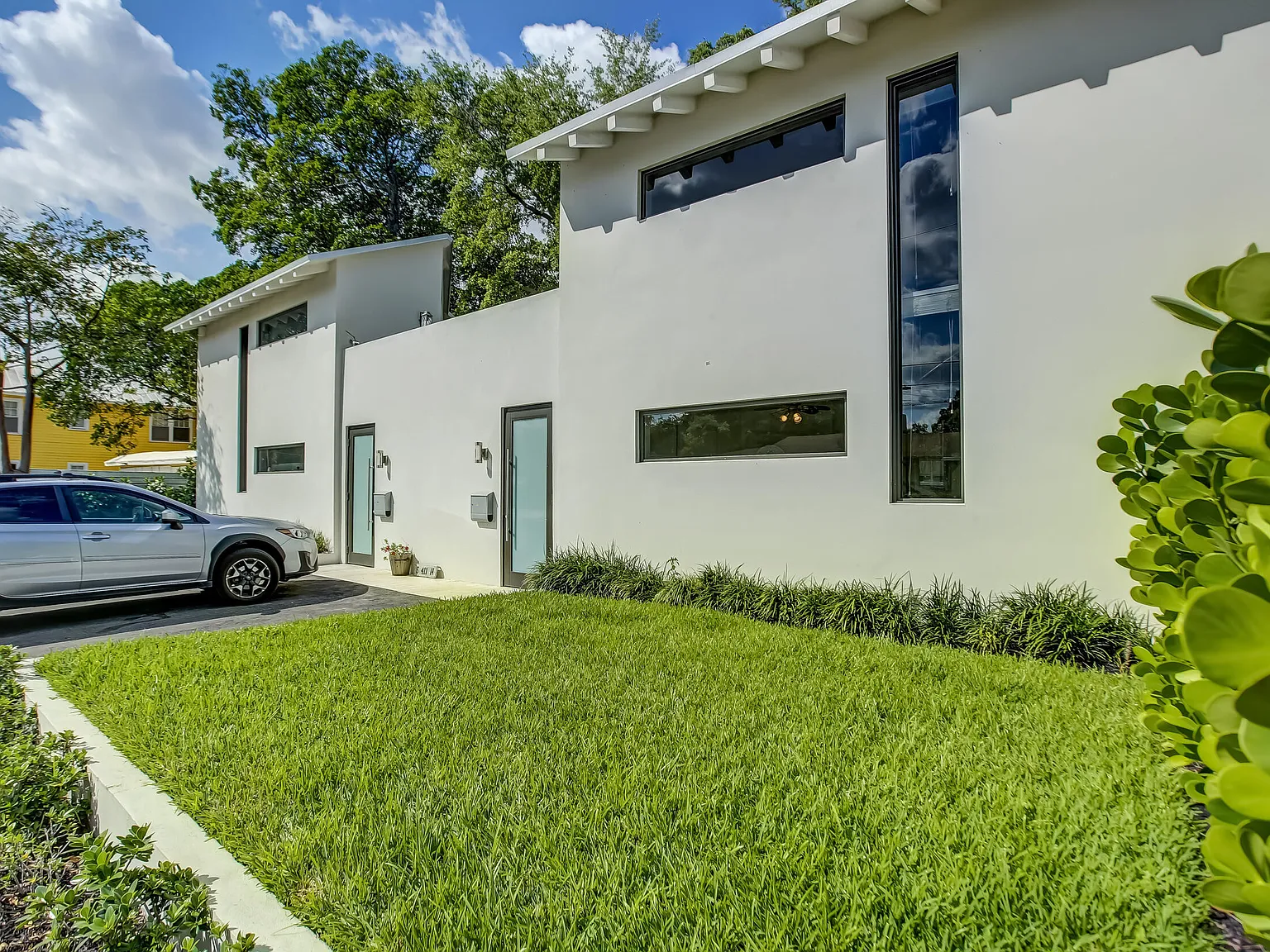 2 bed, 1.0 bath, 744 sqft, $2,450 — Photo 4