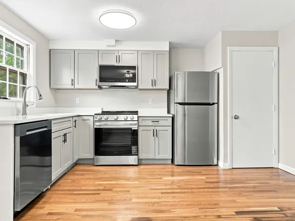 1-1 Lorenzo St #B, Dorchester, MA 02122