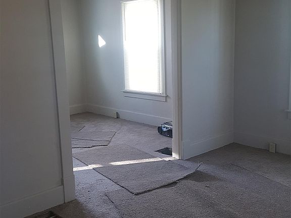 2nd image of 1416 Young St