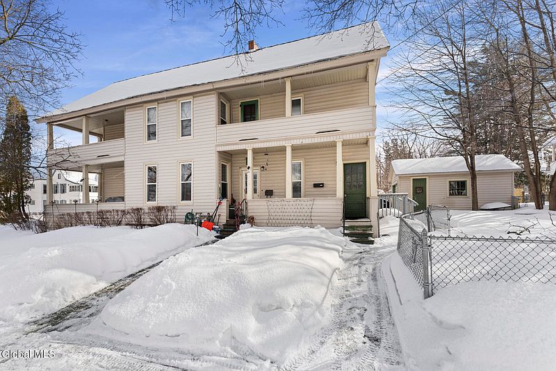 3rd image of 50 6th Avenue