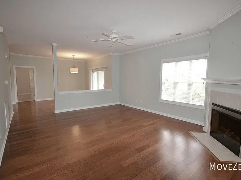 210 Fullford Ln #102 — Photo 6