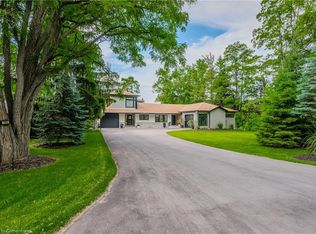 195 Riverbank Dr, Cambridge, ON N3H4R6