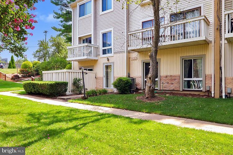 1st image of 7902 Bentley Village Dr #11C