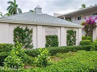 638 7th Ave S UNIT B638, Naples, FL 34102
