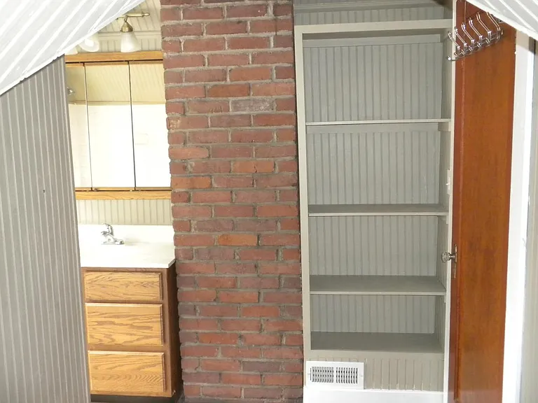 2345 Delor Ave — Photo 24