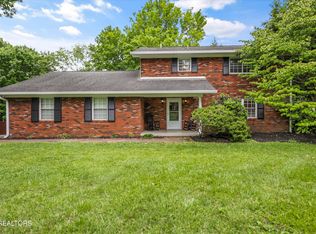 11712 Georgetowne Dr, Knoxville, TN 37934