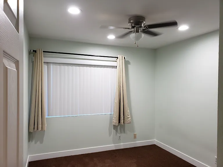 21110 Lycoming St — Photo 31