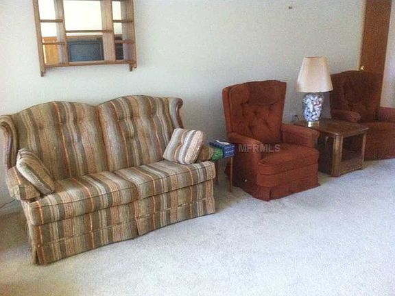 3rd image of 8010 Sunset Dr