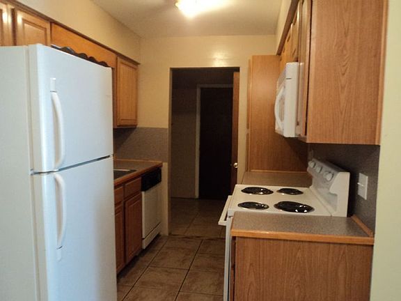2nd image of 609 E 29th St