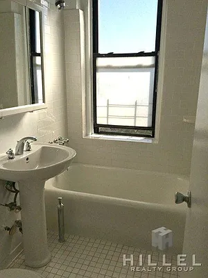 Rented by Hillel Realty Group | media 18