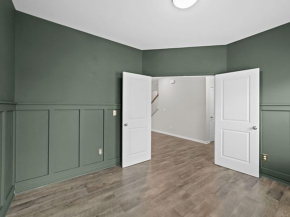 5th image of 158 Arlie Ln