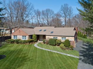 452 Ardsley Rd, Scarsdale, NY 10583