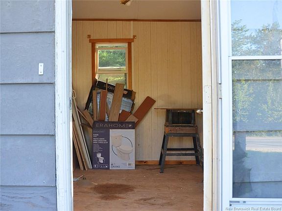 2nd image of 137 Harvey Rd