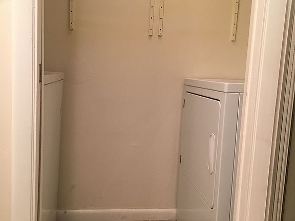 4th image of 3006 SW 21st Ter #33-C