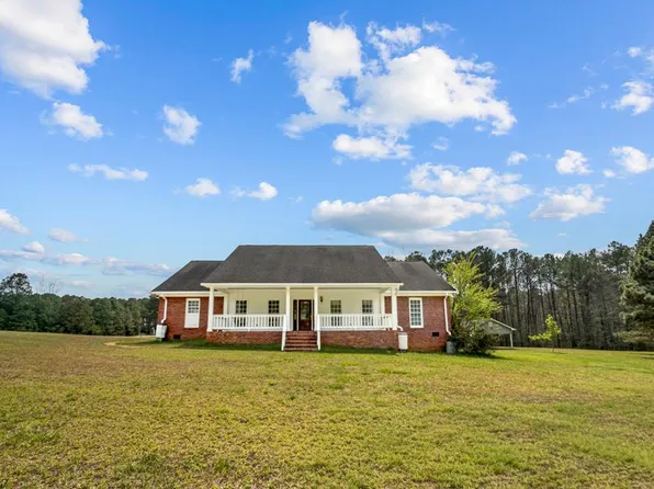 44 Big Sky Dr, Hamilton, GA 31811