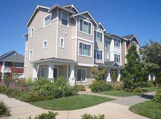 3018 SW Bataan St, Seattle, WA 98126