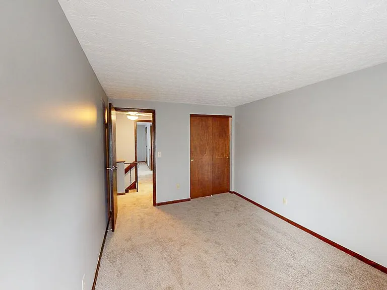 5123 Delancey St — Photo 34