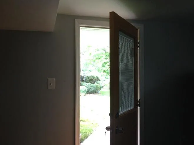 Inside - 3905 Brenda Ln