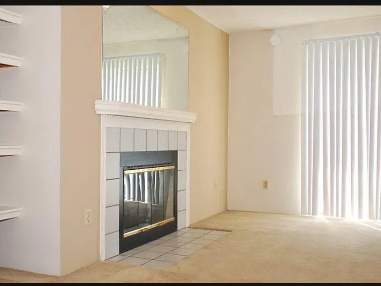 37th Street Apartments — Photo 15