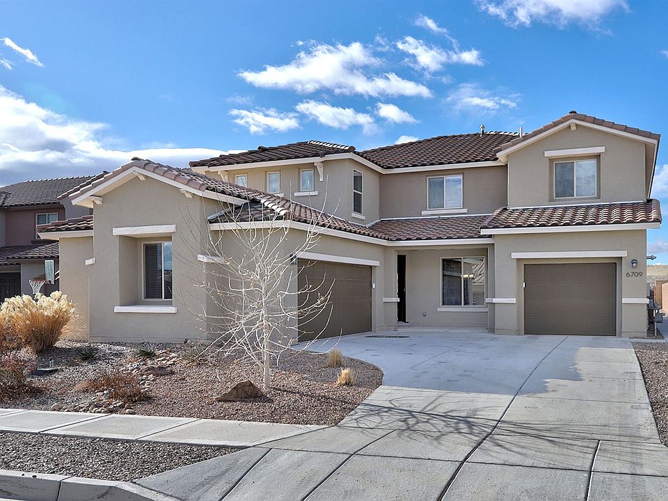 1st image of 6709 Piedra Aspero St NW