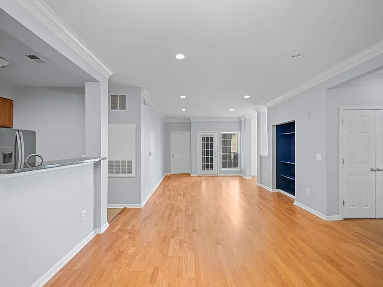 4860 Eisenhower Ave #391 — Photo 5