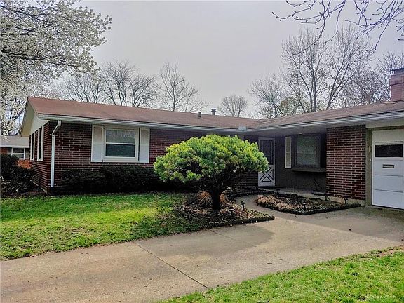 4th image of 1100 Saratoga Dr