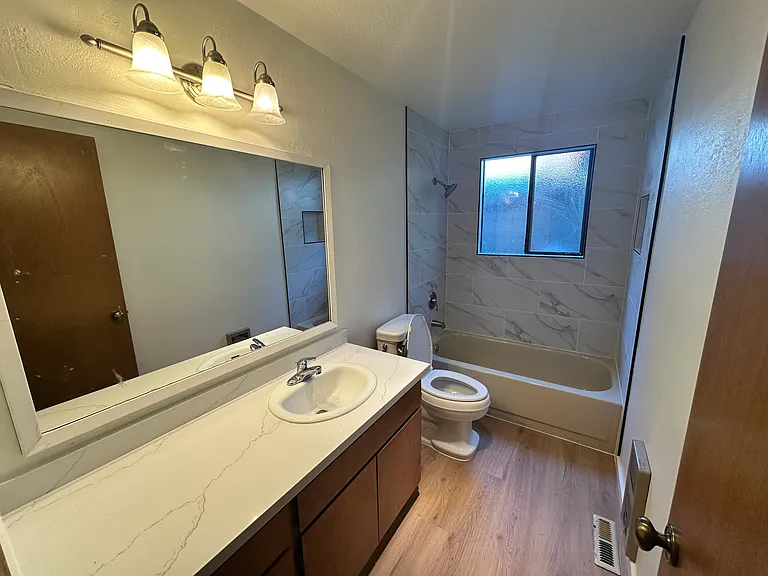 10816 30th Dr SE — Photo 11