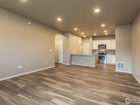 4th image of 6609 4th St Rd #3