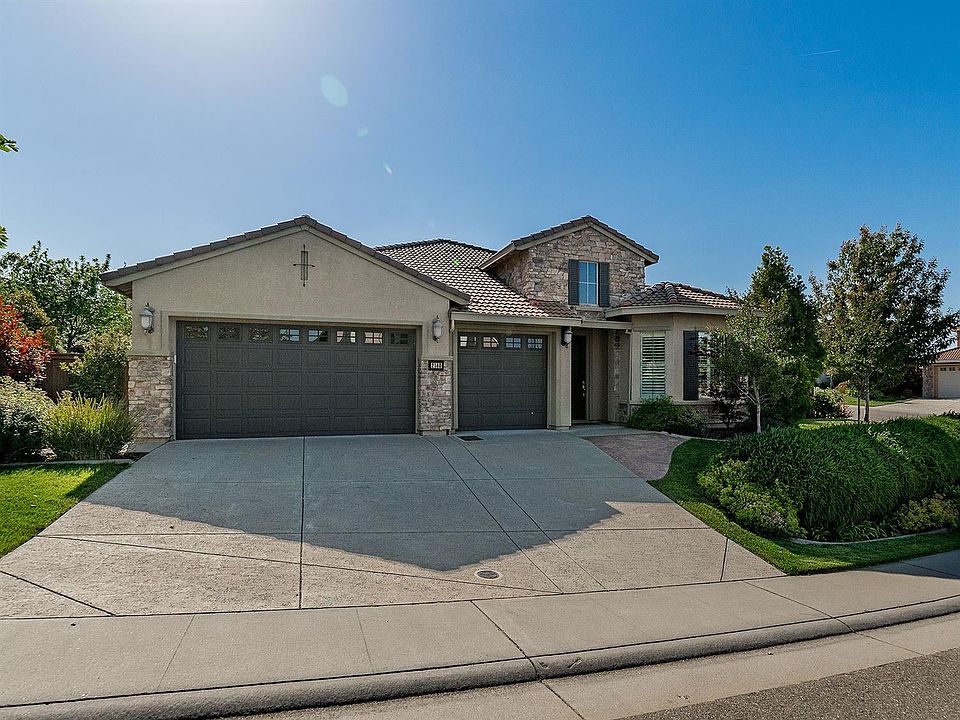 1st image of 2148 Hidden Falls Dr