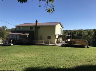 675 Fairview Rd, Belington, WV 26250