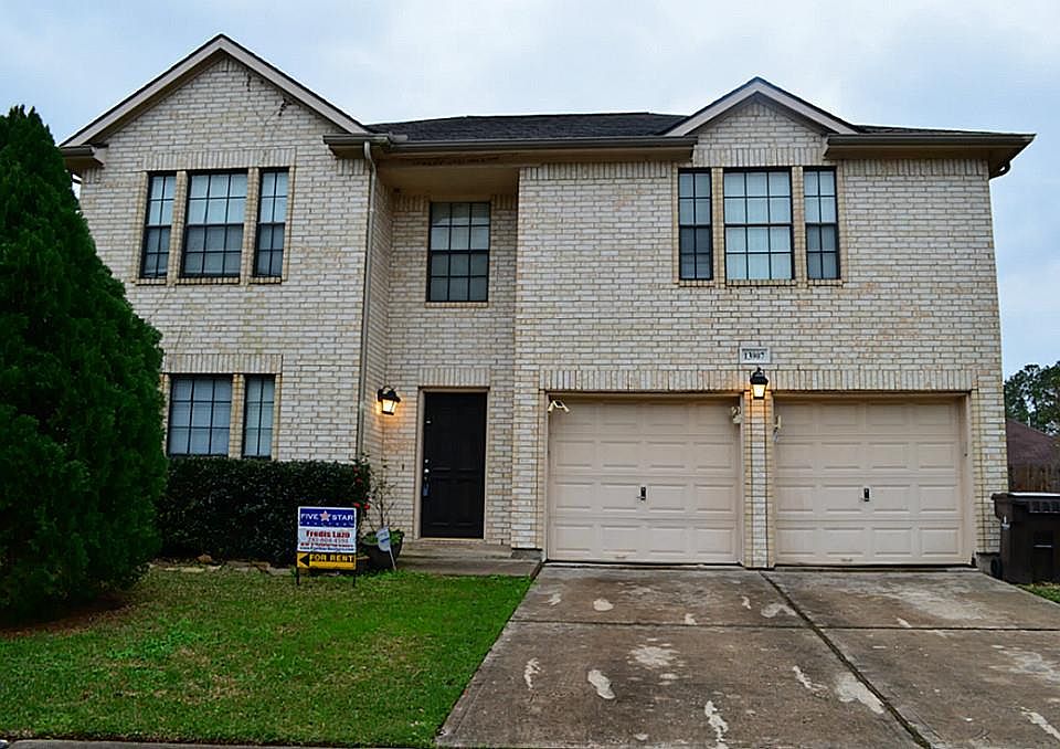 1st image of 13907 Honey Bee Ct