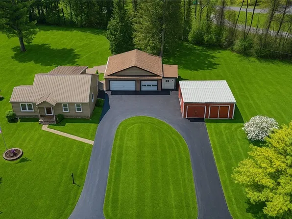 6255 S McDonald Rd, Jordan, NY 13080