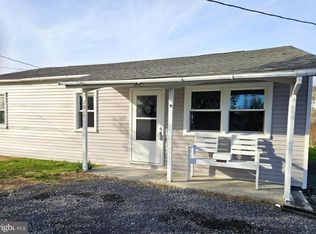 2015 Senseny Rd, Winchester, VA 22602