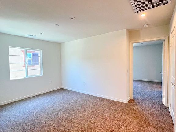 5th image of 16043 Olivas Ln