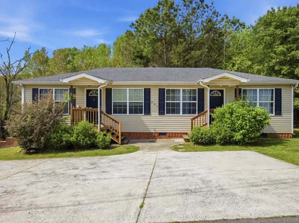 327 Hogan Cir, Rossville, GA 30741
