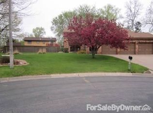 7661 Brigadoon Pl NE, Fridley, MN 55432