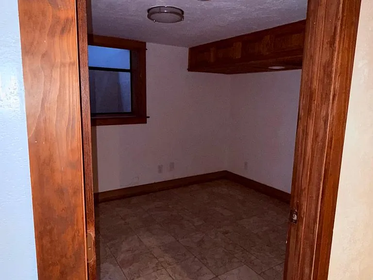bedroom 5 in basement
