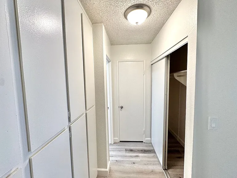 4546 Norwood Street — Photo 11
