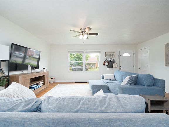 5th image of 2124 Westview Dr