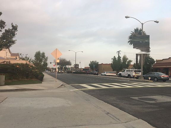 5th image of 709 N Angeleno Ave