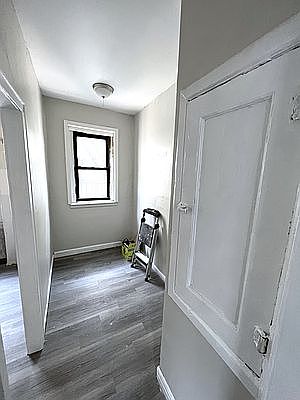 3rd image of 2168 35th St APT 4B