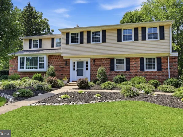 593 Kings Rd, Yardley, PA 19067