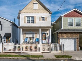 646 Cornell St, Perth Amboy, NJ 08861